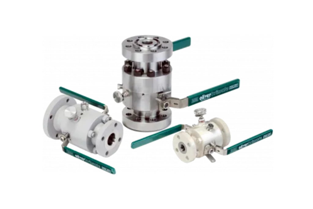 Our Flanged Style Double Block & Bleed Valves are available in both two and three piece body designs and contain three valves in one single unit – thus reducing weight and saving space across the installation. The two piece design is available in Oliver standard lengths up to ASME Class 300 and in accordance with ASME B16.10 lengths for ASME Class 600 and above. For the three piece design, all valves are have Oliver shortest overall length.