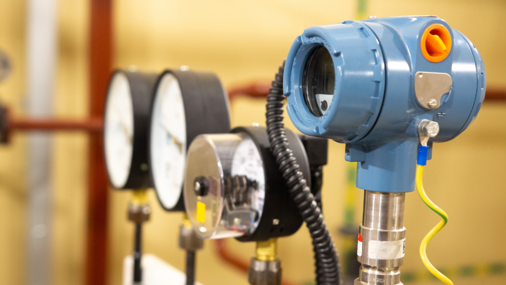 What Is a Pressure Transmitter? Working Principle, Types, and How to Select One for Oil & Gas Applications